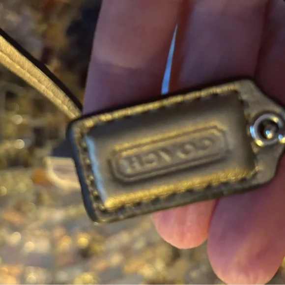 Vintage Coach Cream and Gold Large Wristlet - Picture 5 of 9